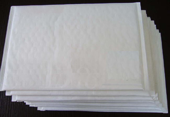 25 Piece Pack - 28 x 23cm White Bubble Padded Envelope Bag Post Courier Mailer Shipping Safe Fragile Self Seal