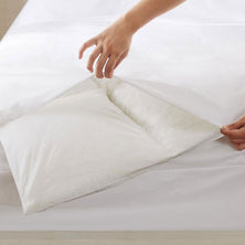 Stain Resistant Quilt Protector KING